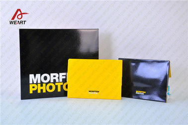 Yellow & Black Color Customized Logo Promotional Paper Bags Glossy Lamination